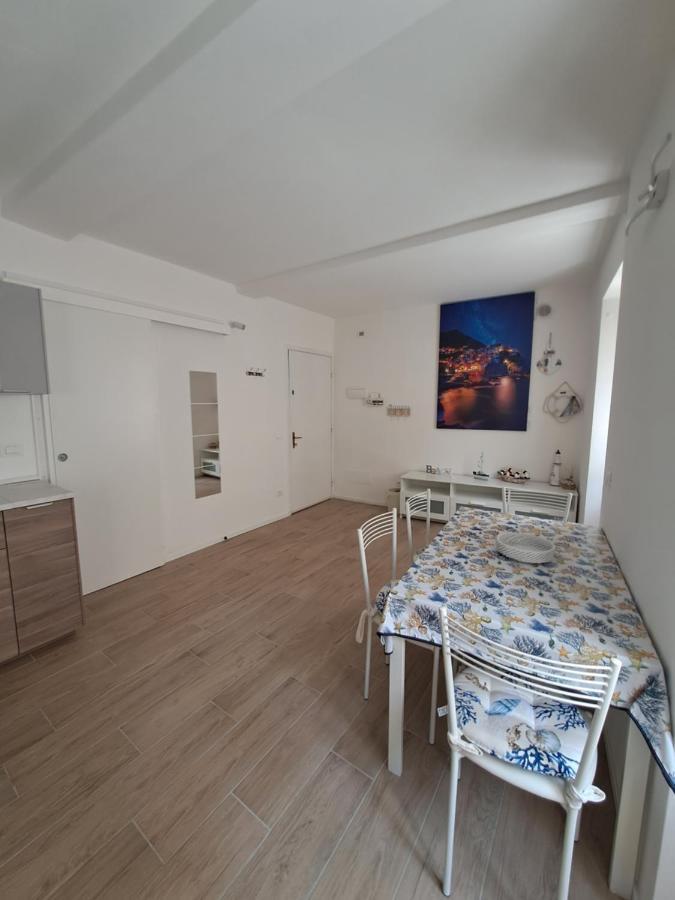 Casa Maja Apartment Riomaggiore Ngoại thất bức ảnh