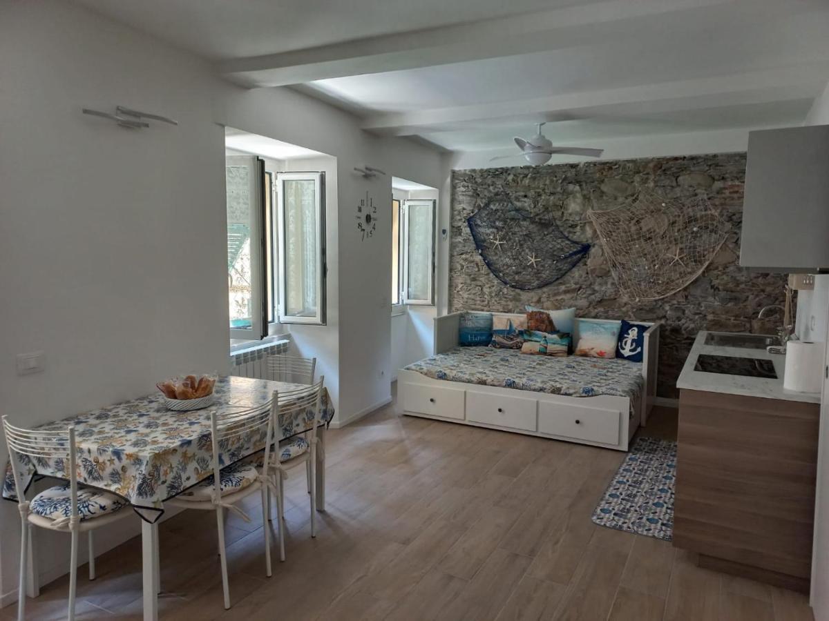 Casa Maja Apartment Riomaggiore Ngoại thất bức ảnh