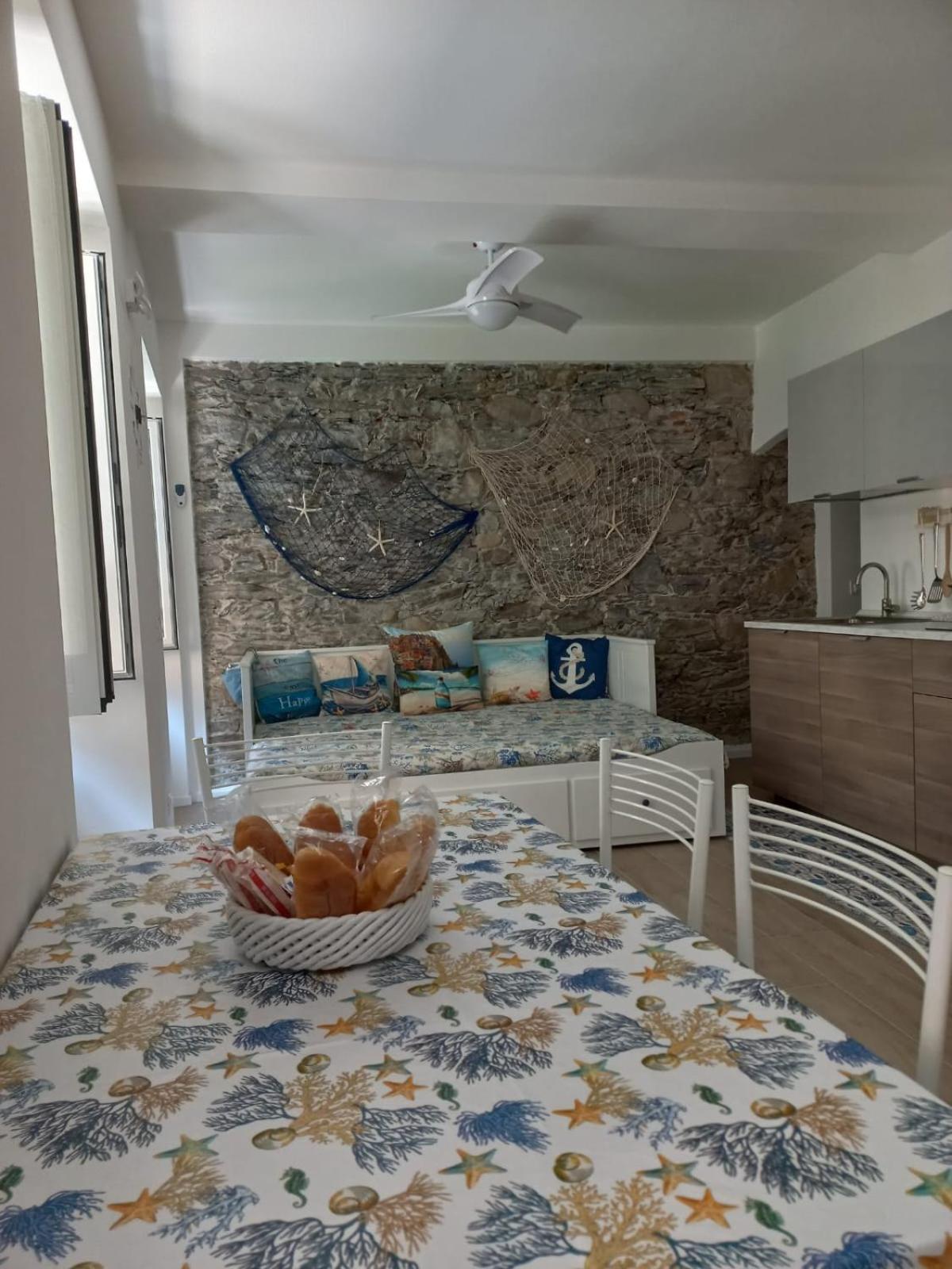 Casa Maja Apartment Riomaggiore Ngoại thất bức ảnh